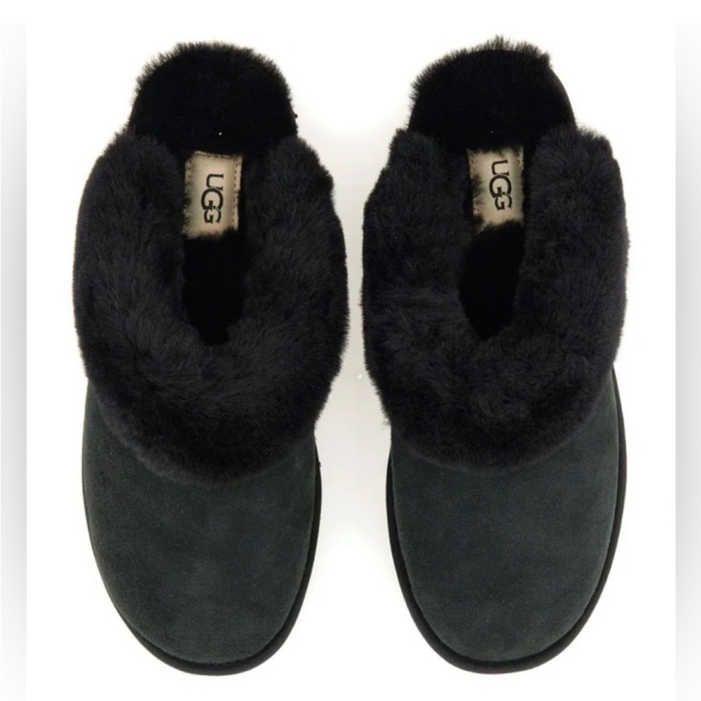 UGG black Classic II slippers, Size US 5 
36 new in box 
#ugg #slippers